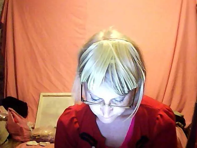 Live sex webcam photo for angelline #245804227