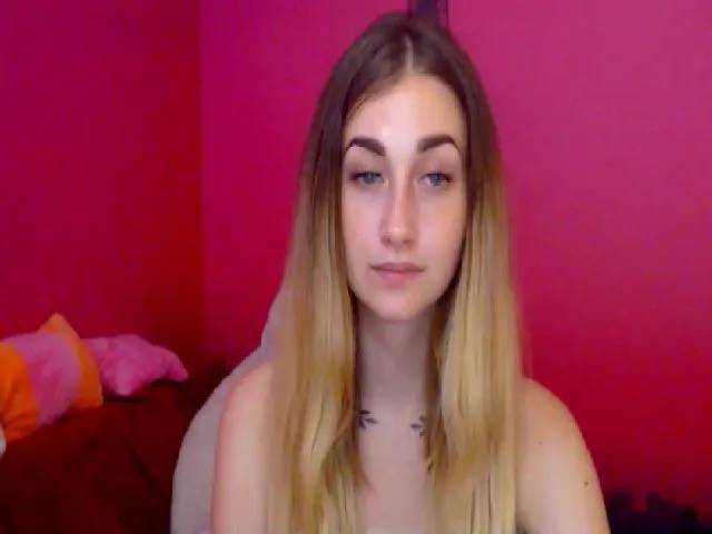 Live sex webcam photo for Lolly__Pop__ #260417508