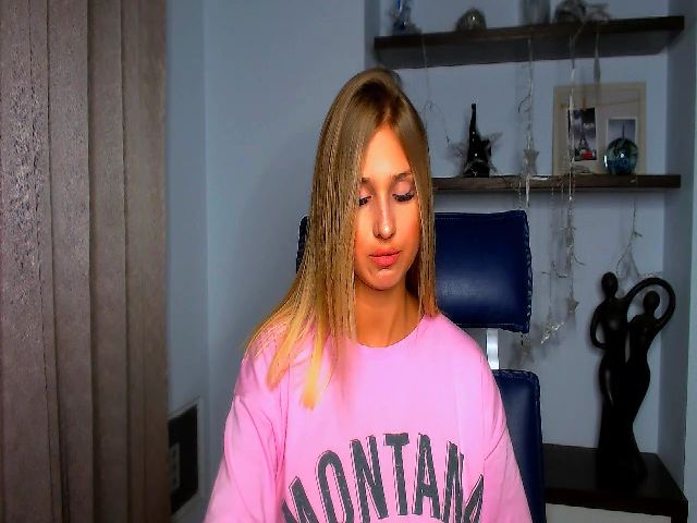 Live sex webcam photo for Vital__Force #258635810