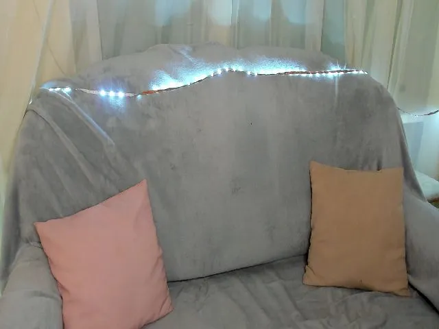 Live sex webcam photo for CarolDyson #261626721