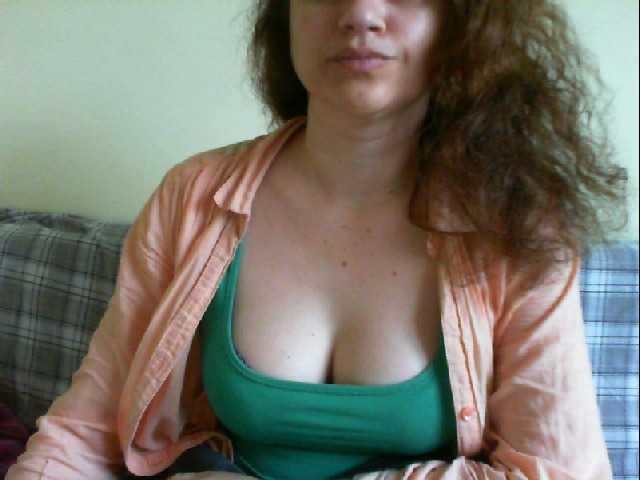 Live sex webcam photo for Colina25 #241358077