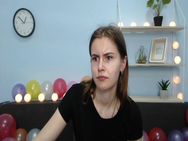 Live sex webcam photo for MollyTravis #252727597