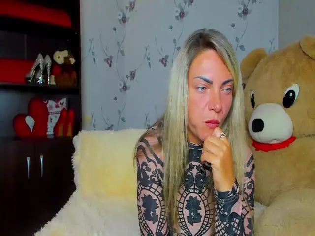 Live sex webcam photo for Alisa_Sims #263366835