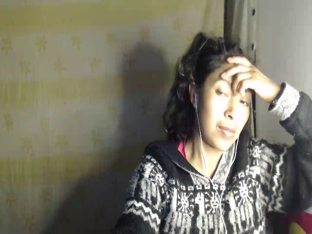 Live sex webcam photo for CHILENITAHOT #259064461