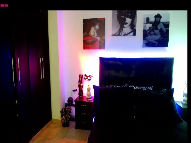 Live sex webcam photo for Laylamaze #264935298