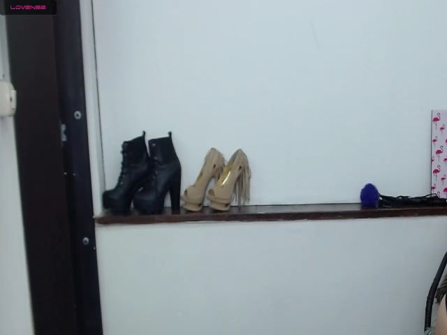 Live sex webcam photo for Moniquexxx #256108525