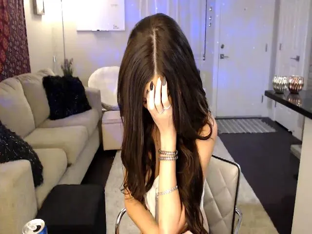 Live sex webcam photo for Lakelove6 #253027875