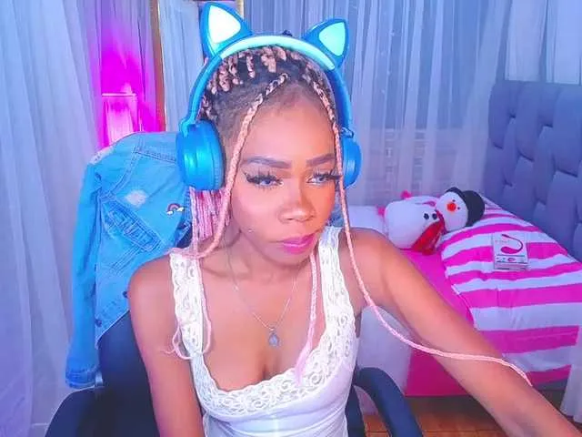Live sex webcam photo for Aria-brown #240906892