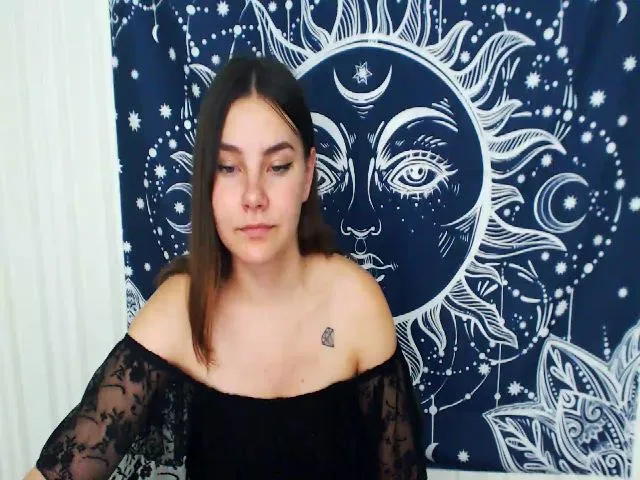 Live sex webcam photo for Quardiona #263760687