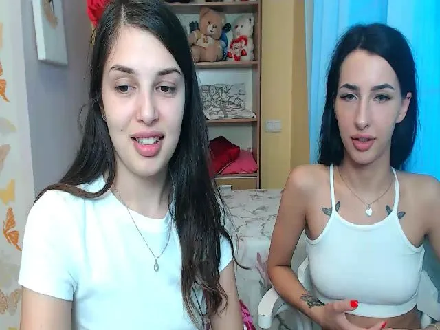Live sex webcam photo for BruttieHot__ #256220908