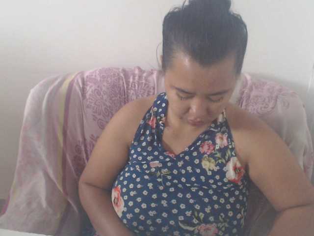 Live sex webcam photo for julianahothot #241330538