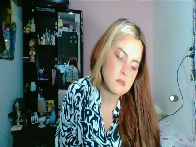 Live sex webcam photo for Amanda_Callum #259667239