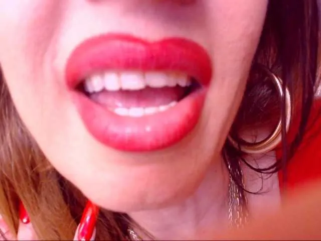 Live sex webcam photo for SpecialCerise #241079350