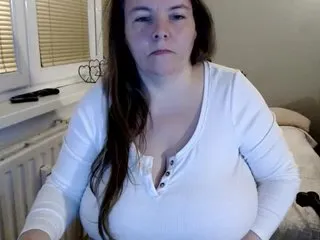 Live sex webcam photo for Bessy123 #240844398