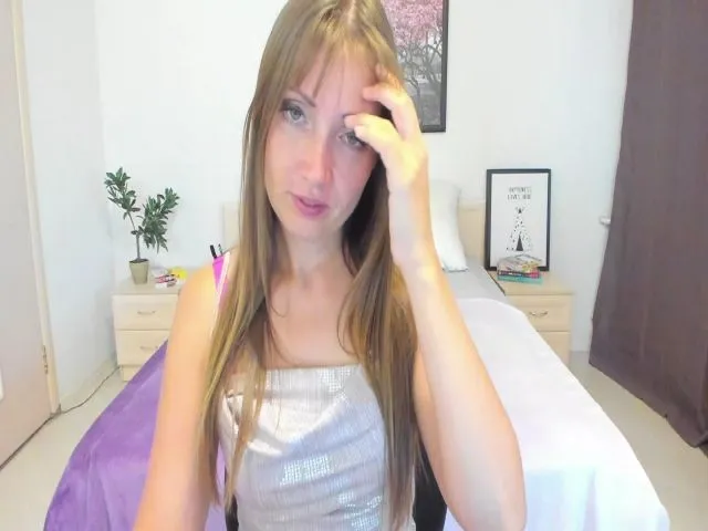 Live sex webcam photo for SharlottaTis #254378833