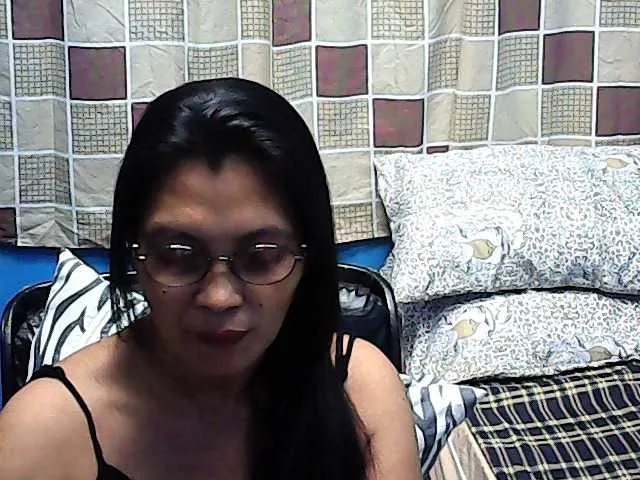 Live sex webcam photo for hOtGranny4u #241045006
