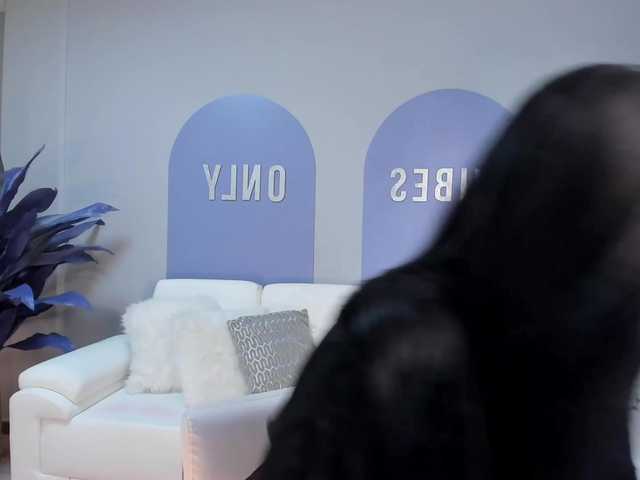 Live sex webcam photo for AlexaField #287990925