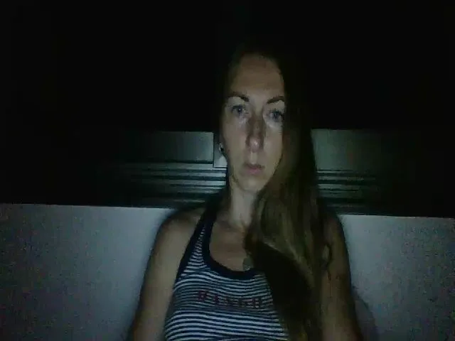 Live sex webcam photo for CheelyWilly #257132979