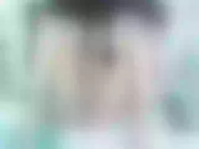 Live sex webcam photo for LeaQueen #241261782