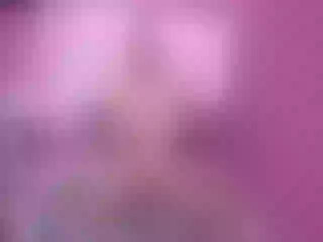 Live sex webcam photo for PtiMermaid #256615921