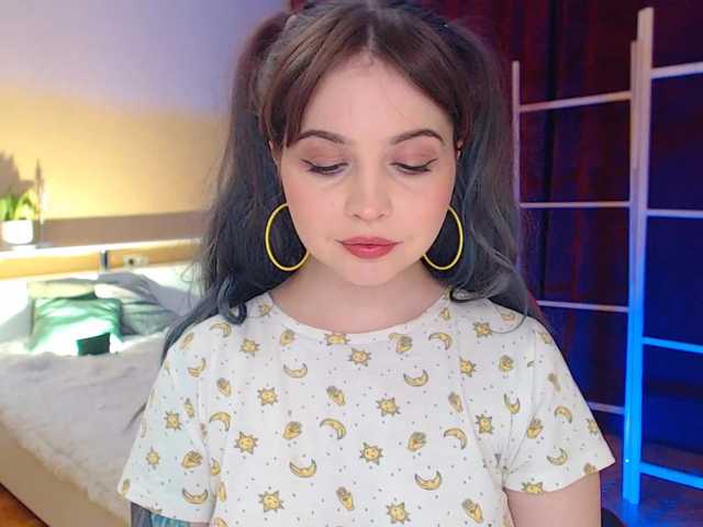 Live sex webcam photo for Antarinda #255707320