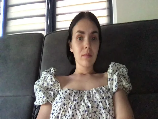 Live sex webcam photo for AdriaPretty #263592213