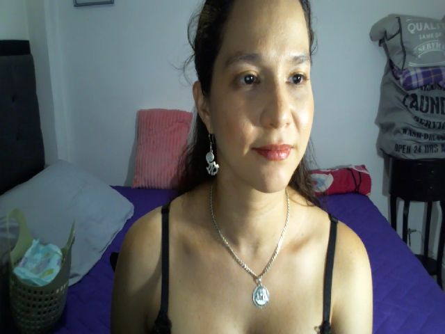 Live sex webcam photo for Sofiahenao #255494357