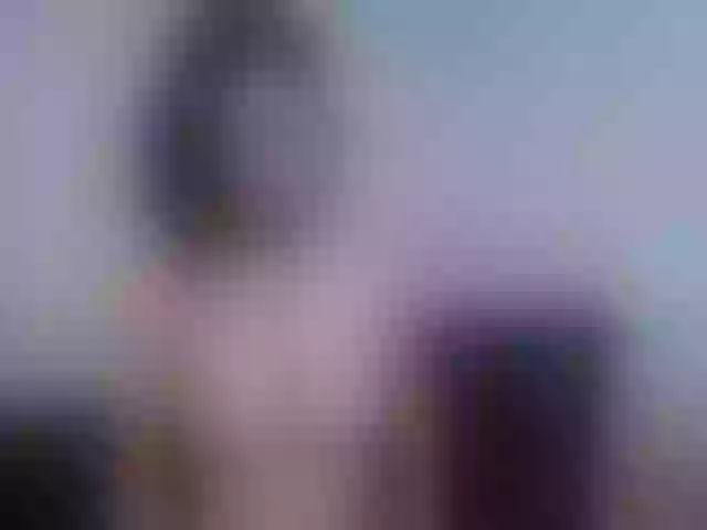 Live sex webcam photo for -yeshka- #240937504