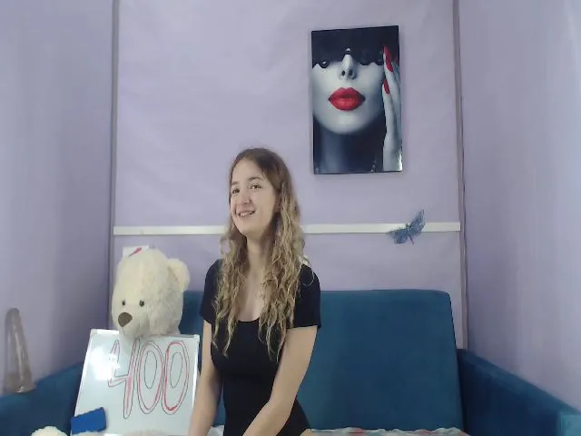 Live sex webcam photo for Bonnikukla #252751786