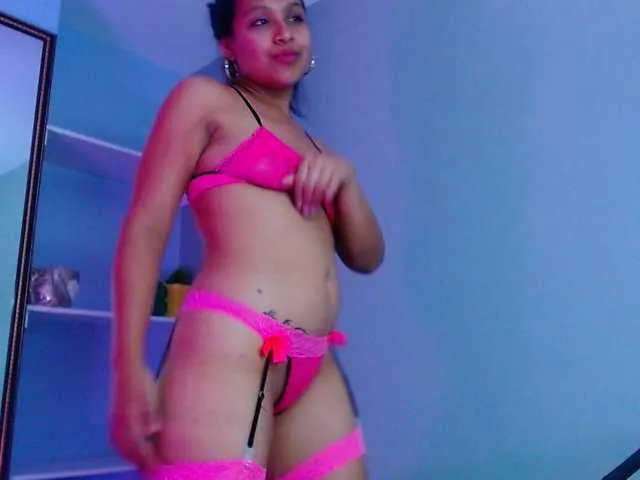 Live sex webcam photo for meganbeck #265054732
