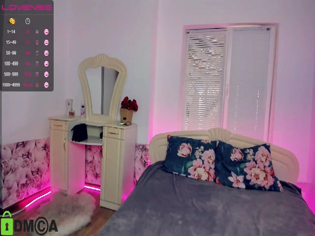 Live sex webcam photo for KortniLove #265403328