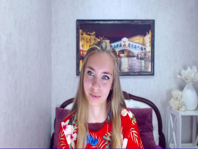 Live sex webcam photo for RossandaShy #253026864