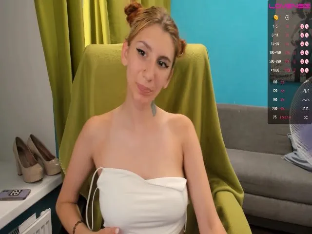 Live sex webcam photo for PaulaLin #254243500