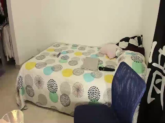 Live sex webcam photo for Rebeccawild_ #259084191