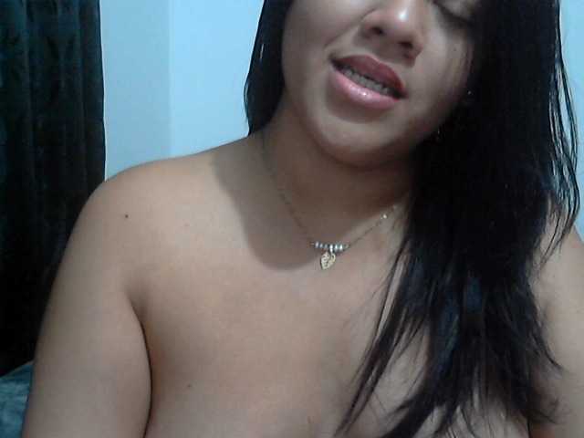 Live sex webcam photo for Aranza-hot #241545024