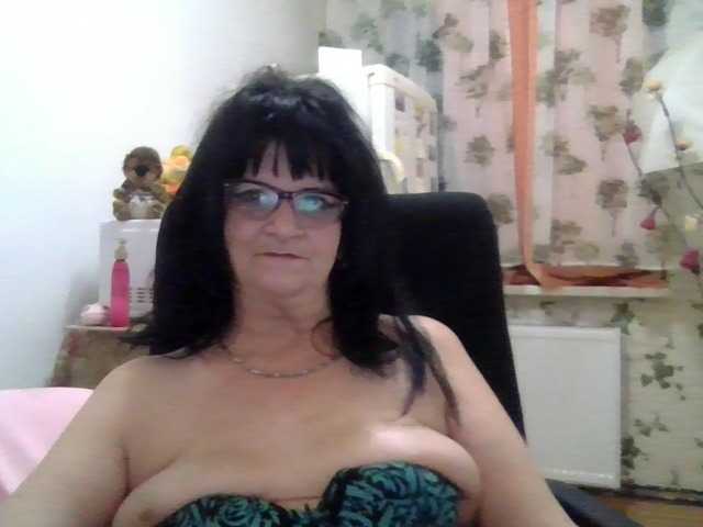 Live sex webcam photo for Eveania #241034808