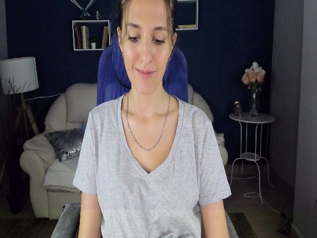 Live sex webcam photo for SoloVB #255056026