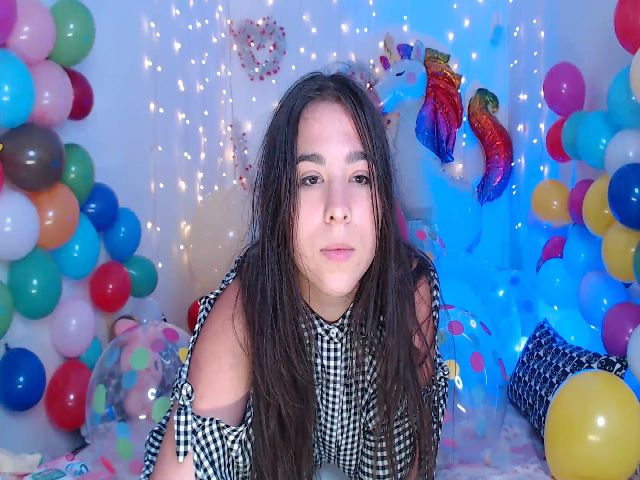 Live sex webcam photo for kitty_devil #254987877