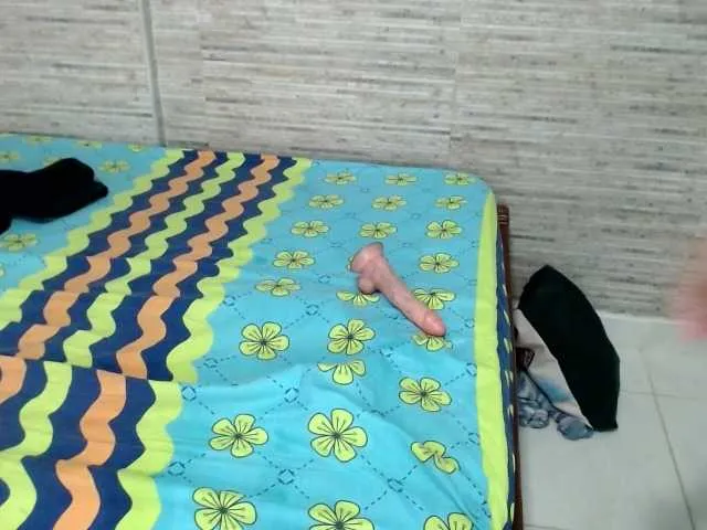 Live sex webcam photo for debrasex34 #250564663