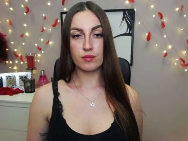 Live sex webcam photo for amandaBURN #242444951