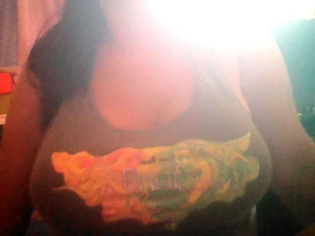 Live sex webcam photo for BarbieBigTits #242088464