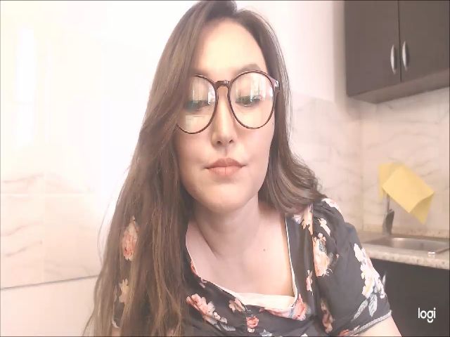 Live sex webcam photo for HrnyTeacher #260394862