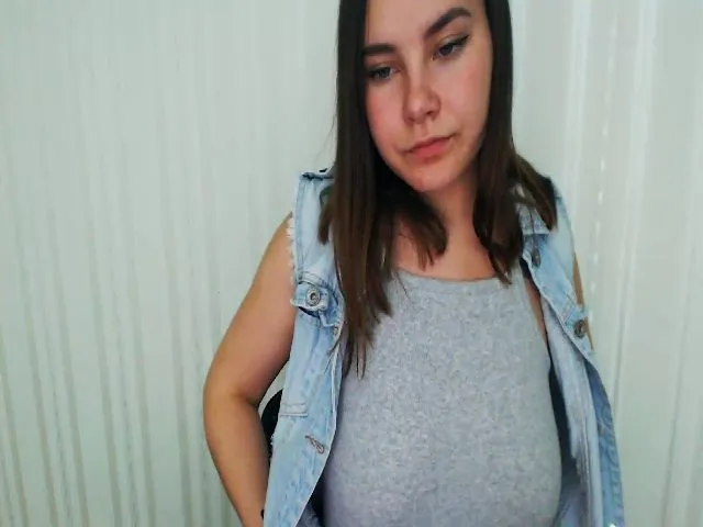 Live sex webcam photo for Quardiona #264352611