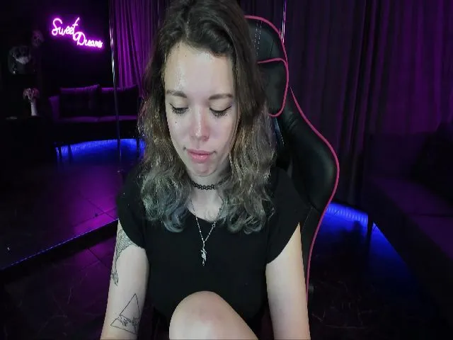 Live sex webcam photo for ClancyOsborne #260234582