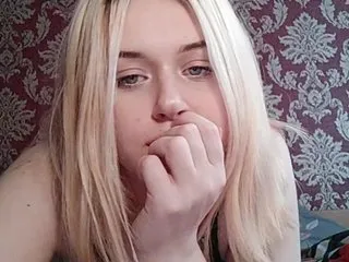 Live sex webcam photo for RinaPorchw #240857561