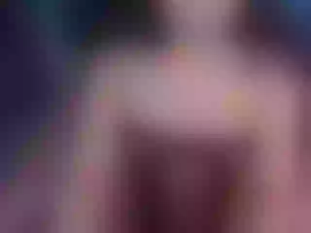 Live sex webcam photo for AngeelJones #240917763
