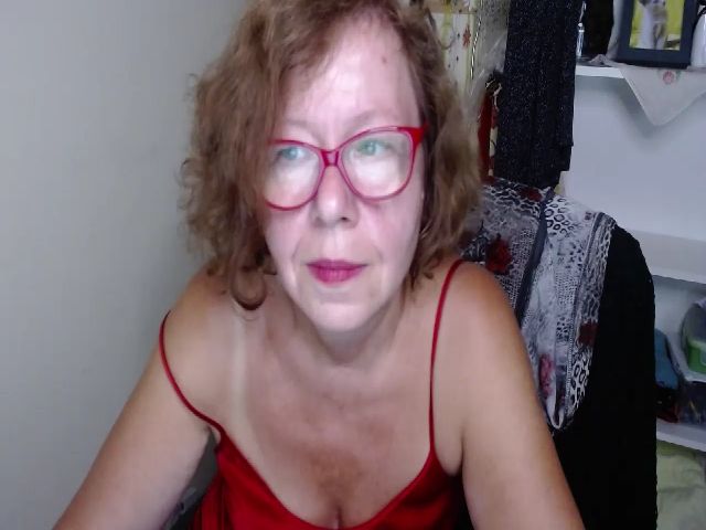Live sex webcam photo for Adele_69 #260605888