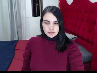 Live sex webcam photo for AliceRoss #240765247