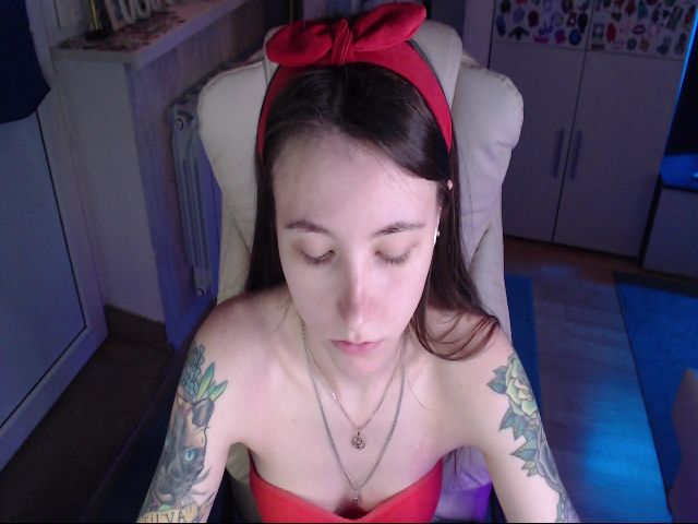 Live sex webcam photo for KeyshaLush #261217026