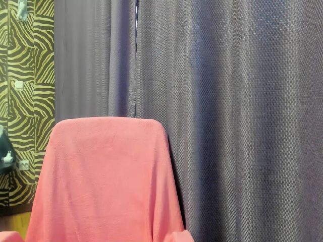 Live sex webcam photo for Blondyhotxx #254770738